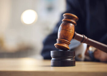 Түркістанда түтінсіз темекі өнімдерін заңсыз өндіргендерге үкім шықты 