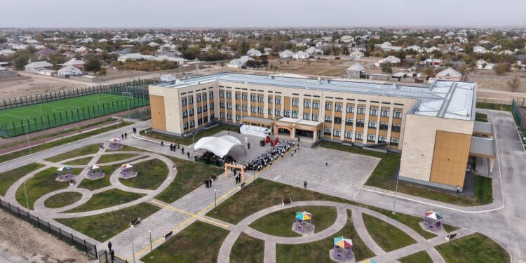 Республика күніне орай Түркістан облысында тағы бір мектеп ашылды