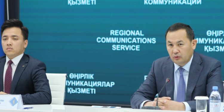 Әлеуметтік қызметшілер — мейірім мен жауапкершілік символы