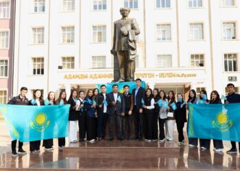 Шымкентте «Менің Елім – Менің Туым» акциясы өтті