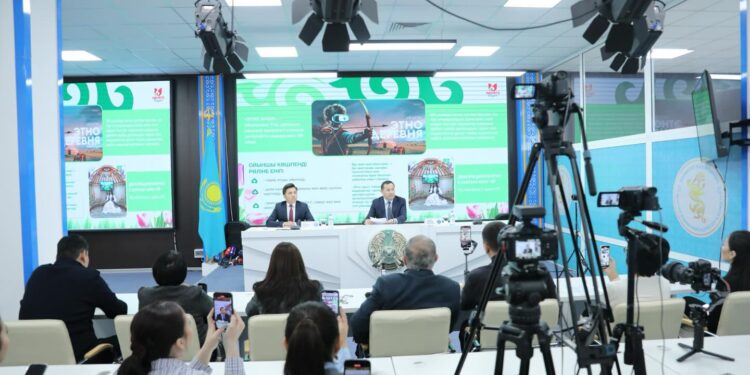 ШЫМКЕНТТЕ КӨПБАЛАЛЫ АНАЛАРҒА МЕРЕКЕЛІК ҚОЛДАУ КӨРСЕТІЛДІ