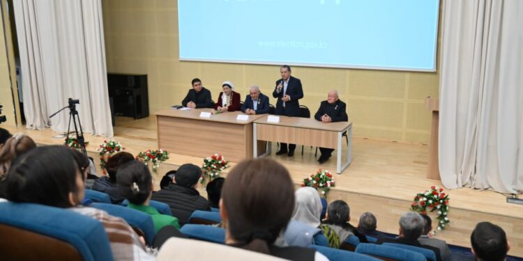 ЖАҢА КОНСТИТУЦИЯ: КЕЗЕКТІ ТҮСІНДІРУ ЖҰМЫСЫ ӨТТІ