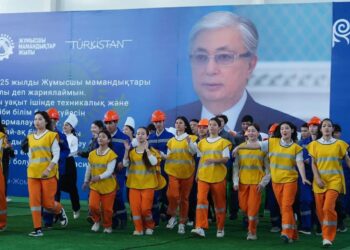 В ТУРКЕСТАНСКОЙ ОБЛАСТИ ЗА 8 ЛЕТ СОЗДАНО БОЛЕЕ 977 ТЫСЯЧ РАБОЧИХ МЕСТ